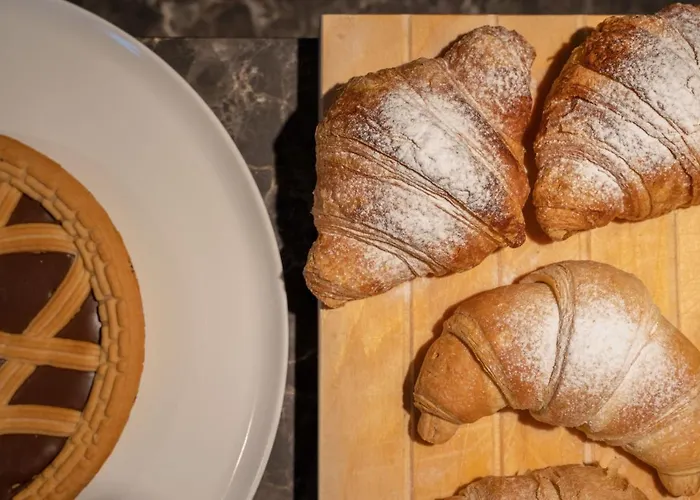 Le Di Costanza Cefalù