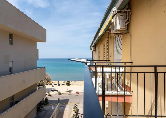 Le Di Costanza 4* Cefalù