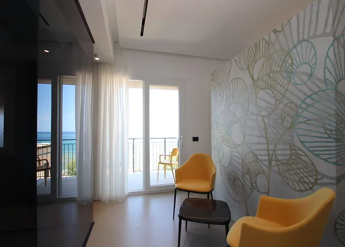 Le Di Costanza Cefalù