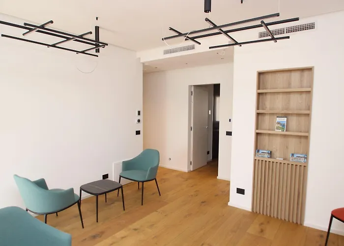 Nocleg ze śniadaniem Le Di Costanza 4*