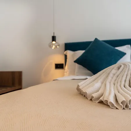 Le Di Costanza 4*