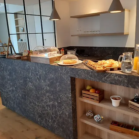 Le Di Costanza Cefalù