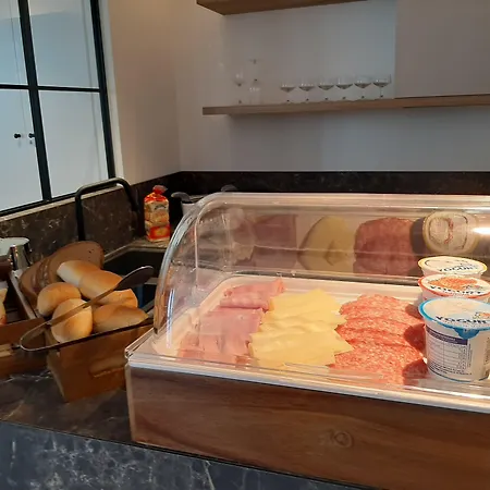 Le Di Costanza